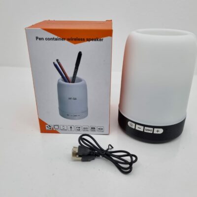 Multifunctional wireless speaker/penholder/phone bracket